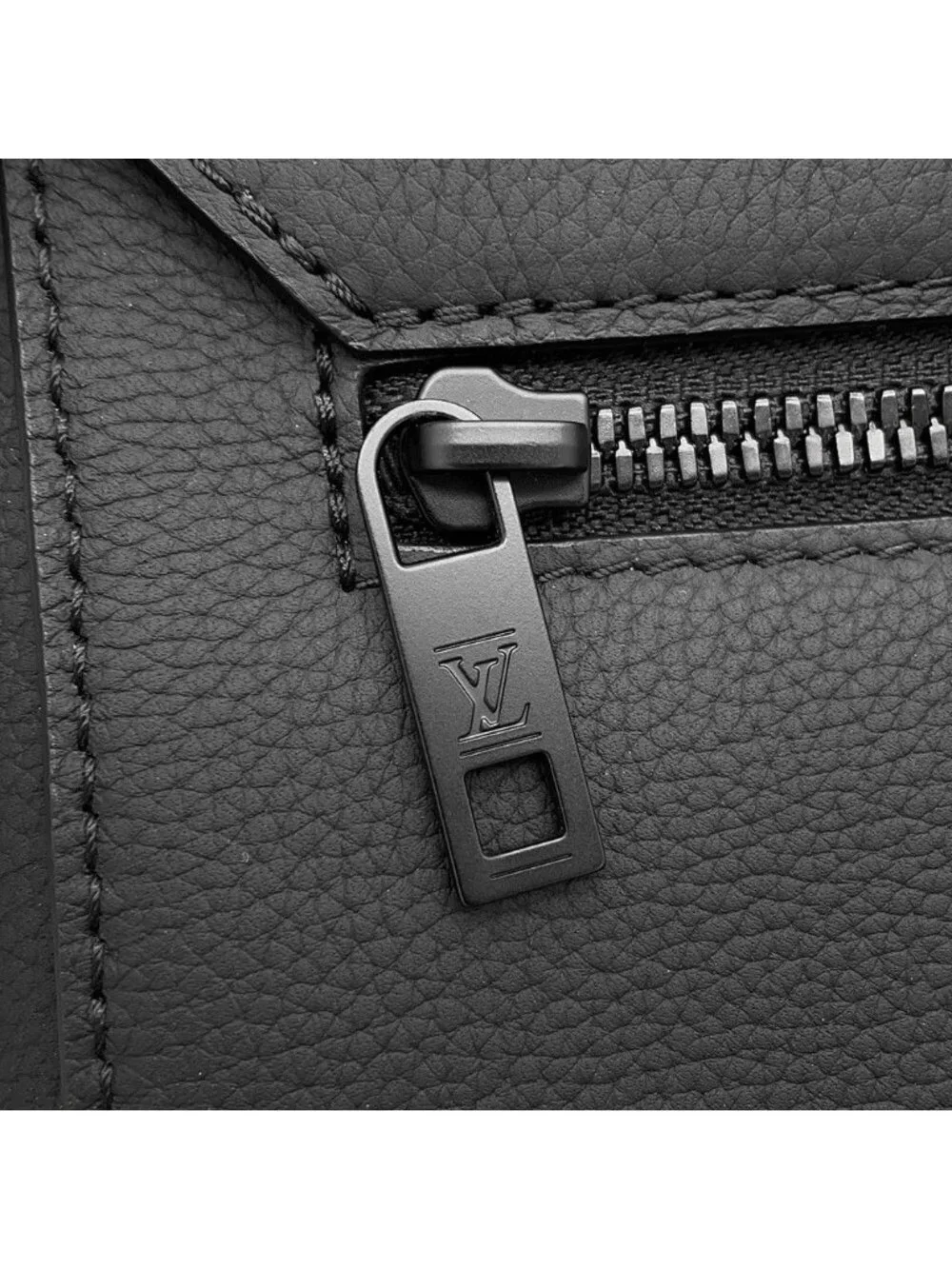Louis Vuitton Shoulder Bag Gray Leather Takeoff Messenger Black